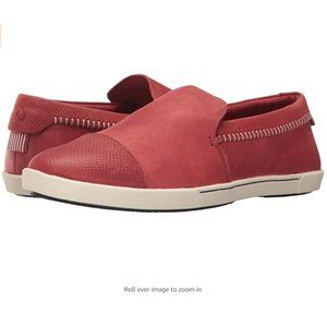 🆕 OLUKAI 'Alohi Red/Rouge slipon loafers sneaker